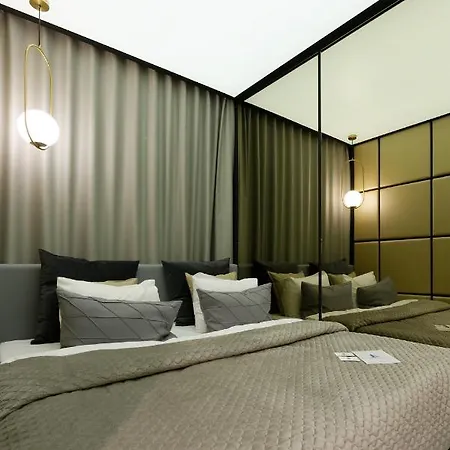 Super-apartamenty Vip Jacuzzi Lägenhet *